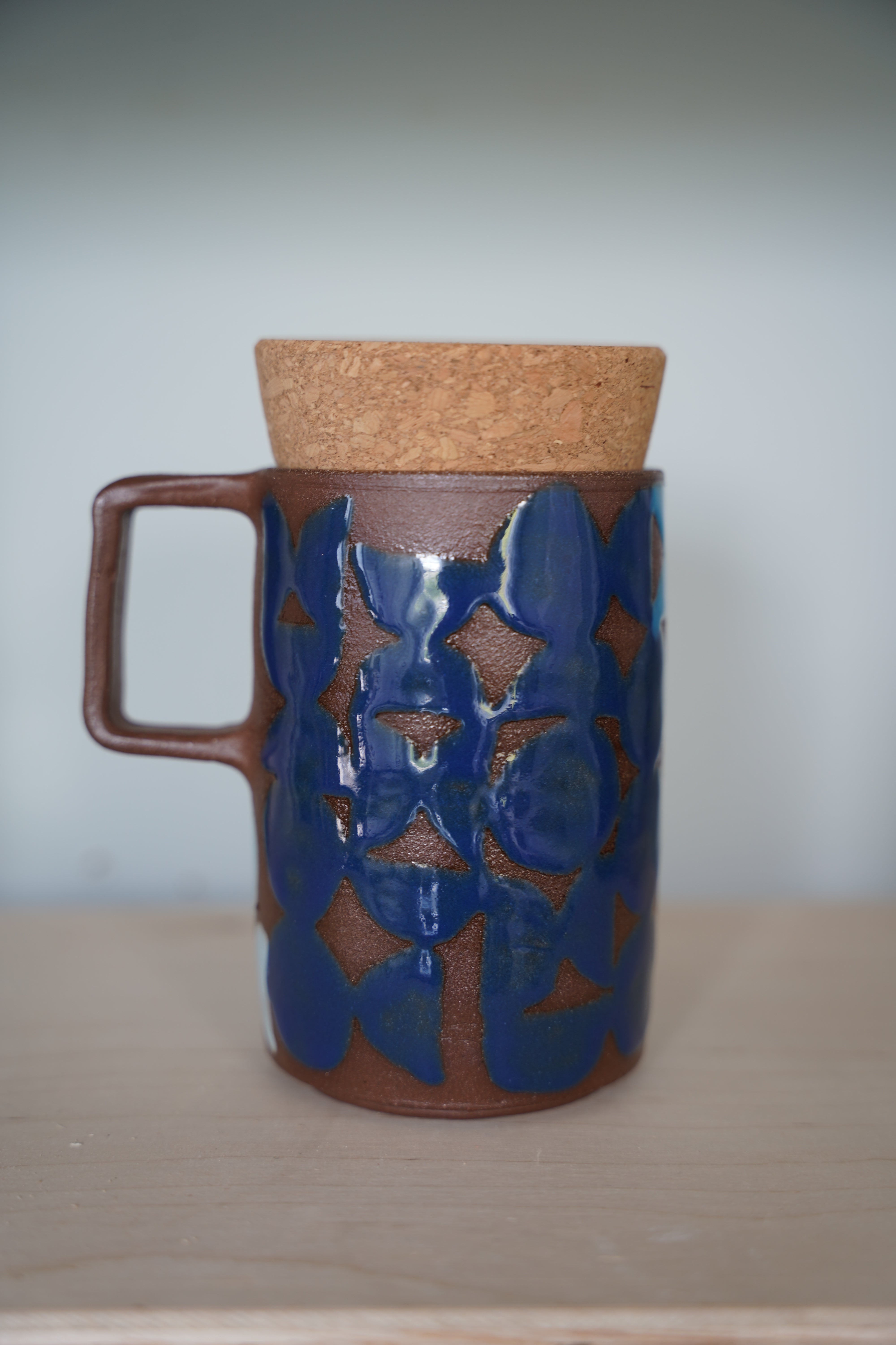 Multi Blue Bauhaus | Travel Mug
